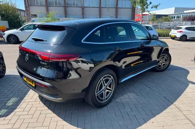 Mercedes-Benz EQC (2021) thumbnail 6
