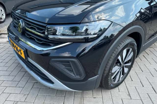 Volkswagen T-Cross (2025) thumbnail 3