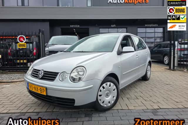 Volkswagen Polo (2004) thumbnail 1