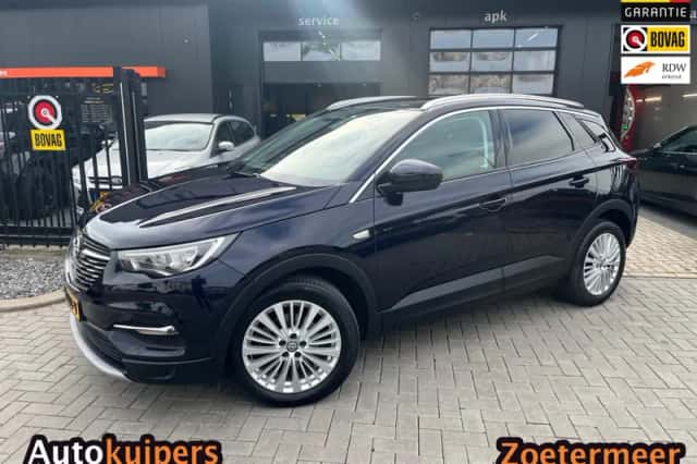 Opel Grandland (2019) thumbnail 1