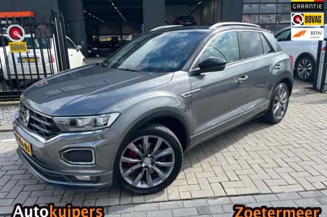 Volkswagen T-Roc (2019) thumbnail 1