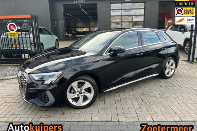 Audi A3 (2022) thumbnail 1
