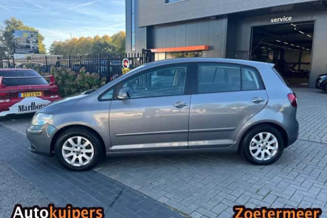 Volkswagen Golf Plus (2008) thumbnail 2