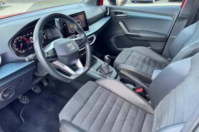 SEAT Arona (2022) thumbnail 6
