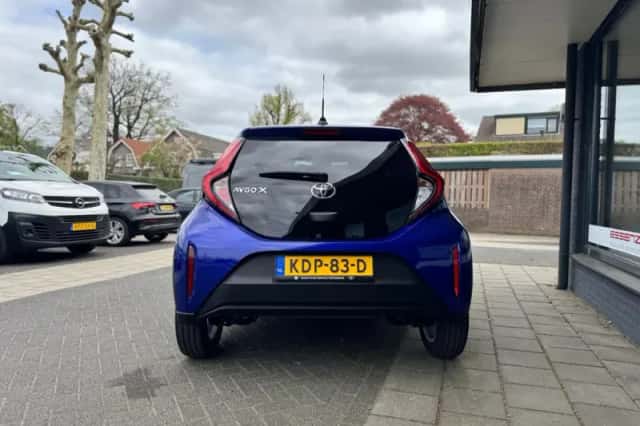 Toyota Aygo X (2024) thumbnail 3