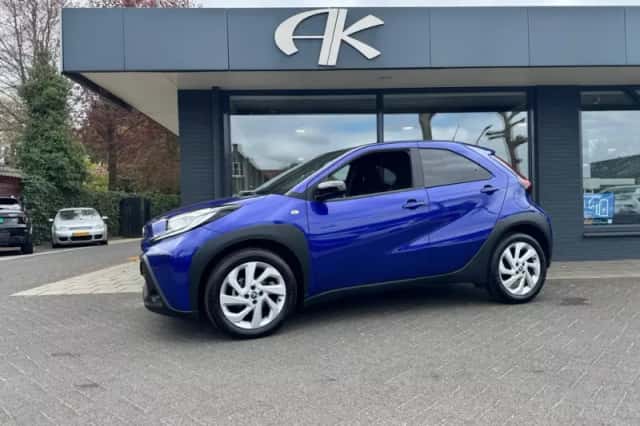 Toyota Aygo X (2024) thumbnail 4