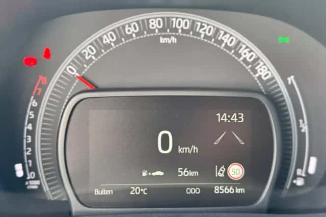 Toyota Aygo X (2024) thumbnail 6