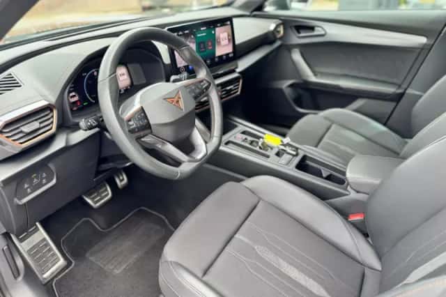 CUPRA Formentor (2024) thumbnail 6