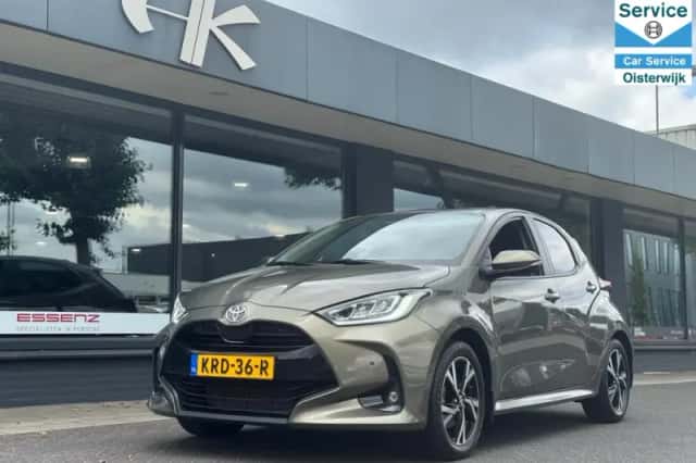 Toyota Yaris (2025) thumbnail 1