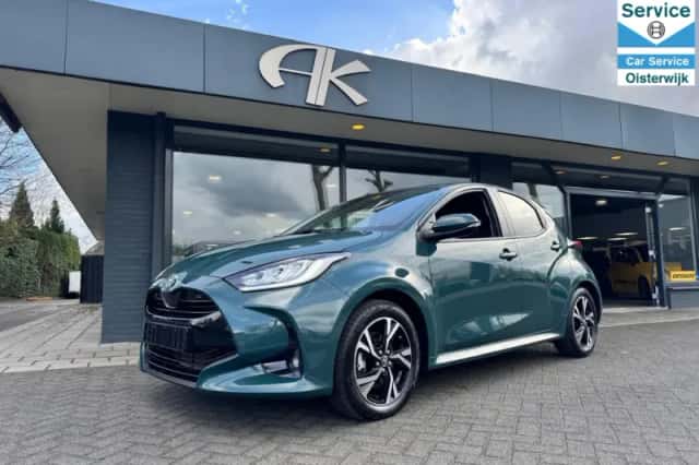 Toyota Yaris (2025) thumbnail 1