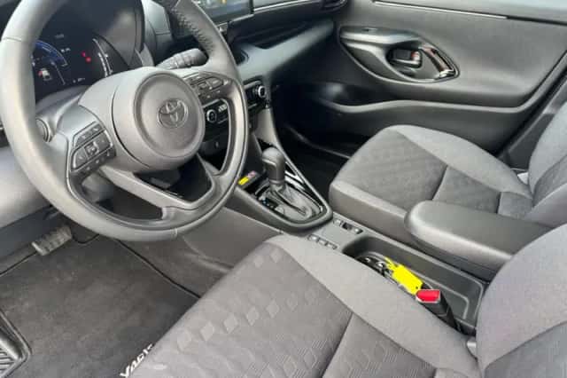 Toyota Yaris (2025) thumbnail 6