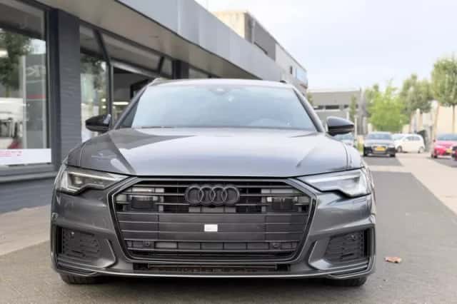 Audi A6 (2023) thumbnail 2