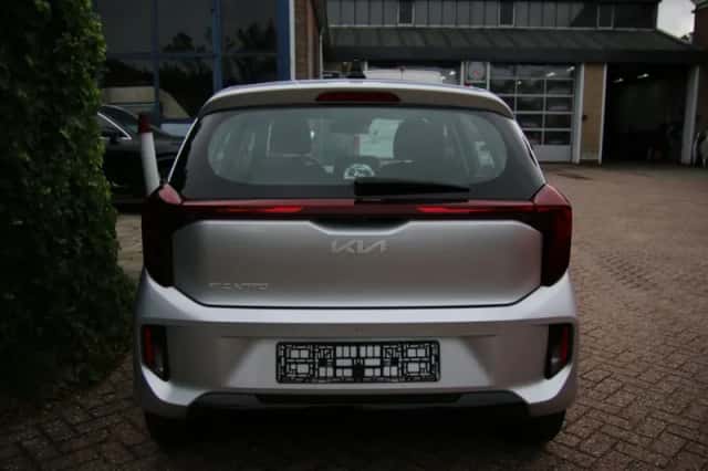 Kia Picanto (2025) thumbnail 5
