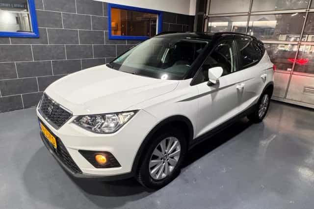SEAT Arona (2019) thumbnail 1