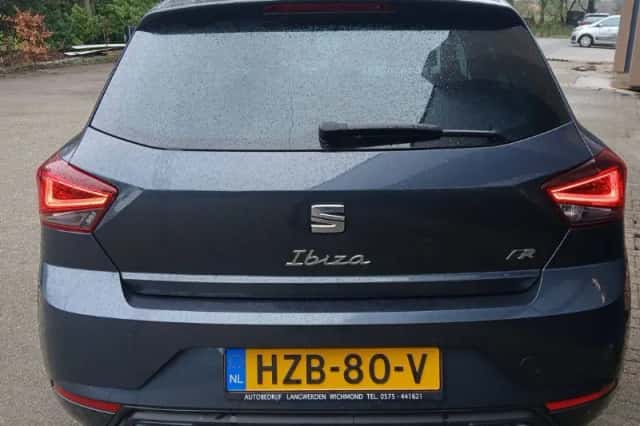 SEAT Ibiza (2022) thumbnail 5