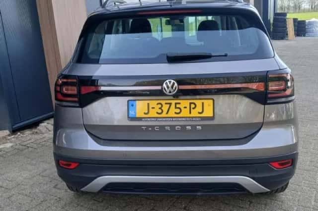 Volkswagen T-Cross (2020) thumbnail 5