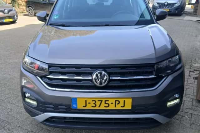 Volkswagen T-Cross (2020) thumbnail 6