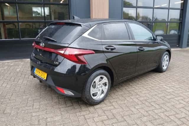 Hyundai i20 (2020) thumbnail 3