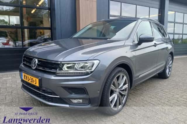 Volkswagen Tiguan (2019) thumbnail 1