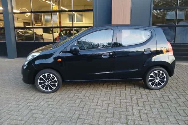 Suzuki Alto (2013) thumbnail 2