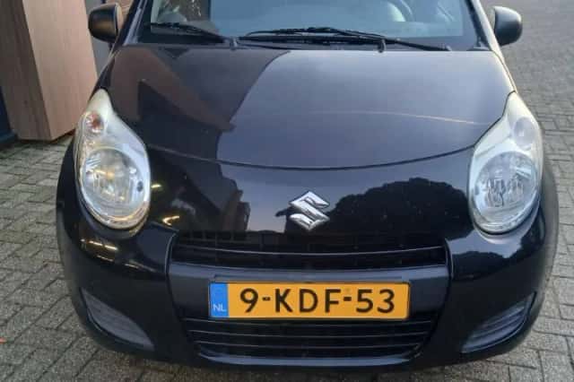 Suzuki Alto (2013) thumbnail 5