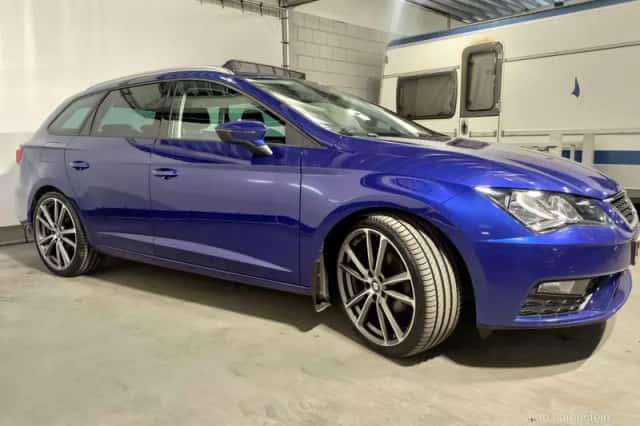 SEAT Leon (2020) thumbnail 3