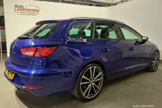SEAT Leon (2020) thumbnail 4
