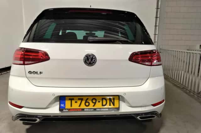Volkswagen Golf (2019) thumbnail 5