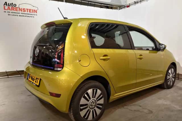 Volkswagen e-Up! (2017) thumbnail 4