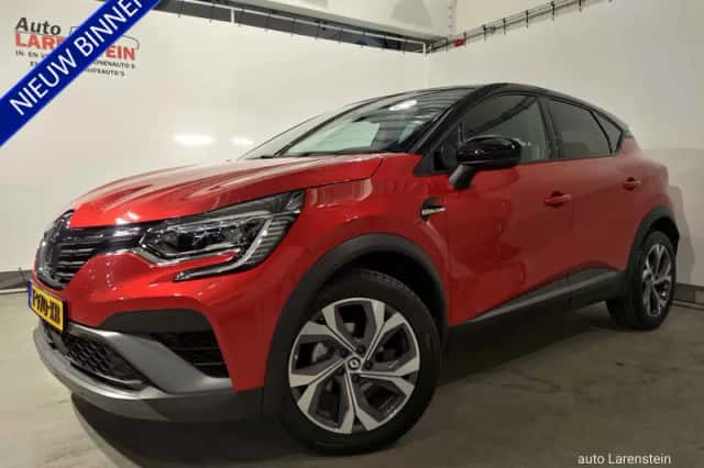 Renault Captur (2023) thumbnail 1