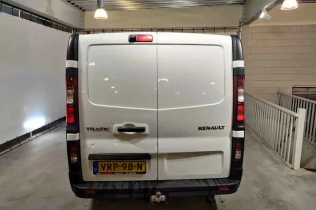 Renault Trafic (2016) thumbnail 4
