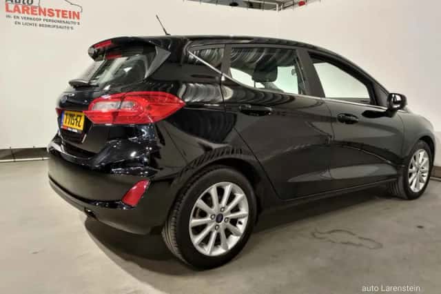 Ford Fiesta (2019) thumbnail 4