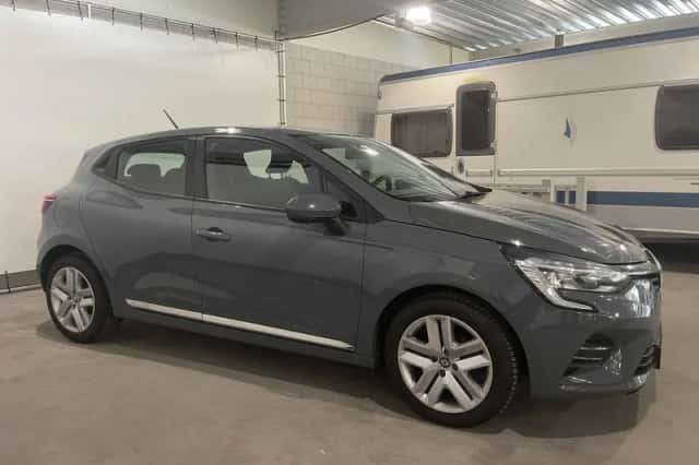Renault Clio (2020) thumbnail 3
