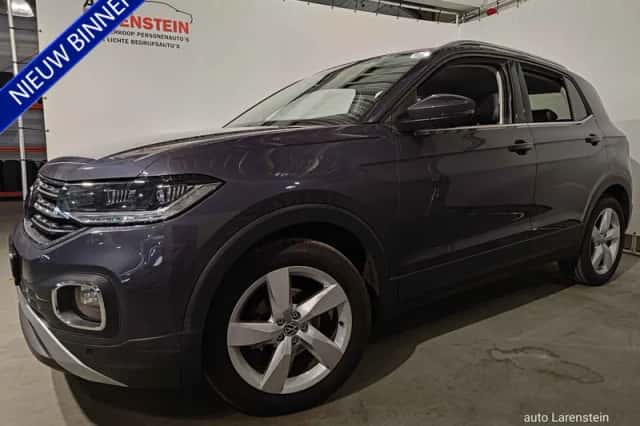 Volkswagen T-Cross (2023) thumbnail 1
