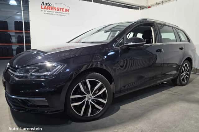 Volkswagen Golf (2019) thumbnail 1