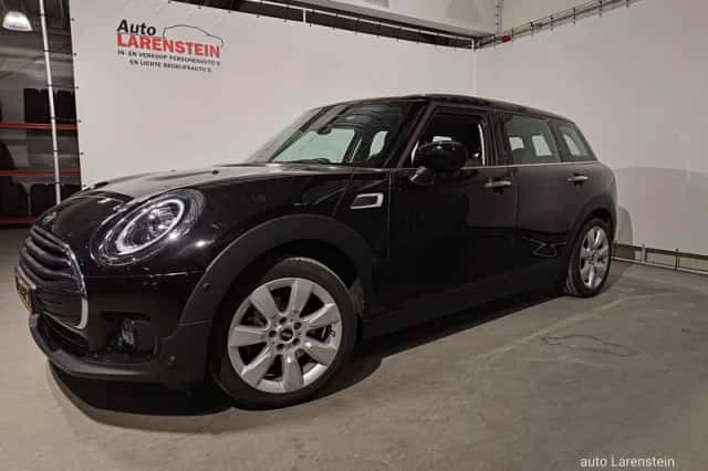MINI Clubman (2019) thumbnail 1