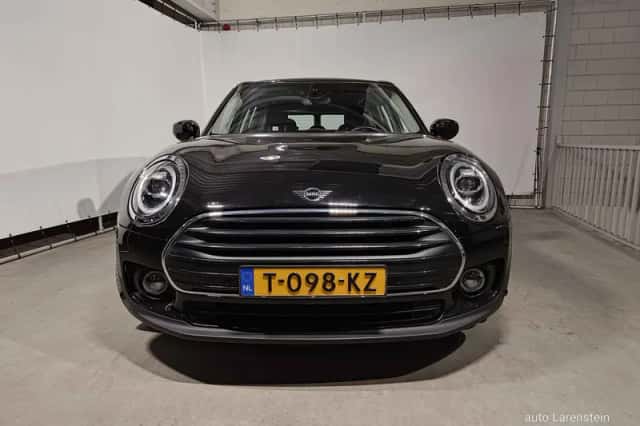 MINI Clubman (2019) thumbnail 2