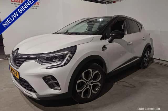 Renault Captur (2022) thumbnail 1