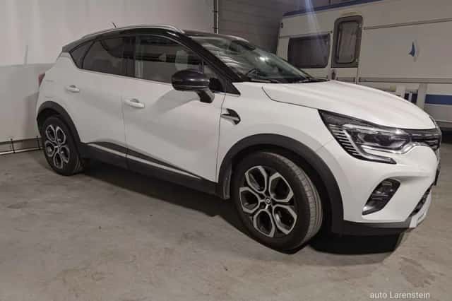 Renault Captur (2022) thumbnail 3