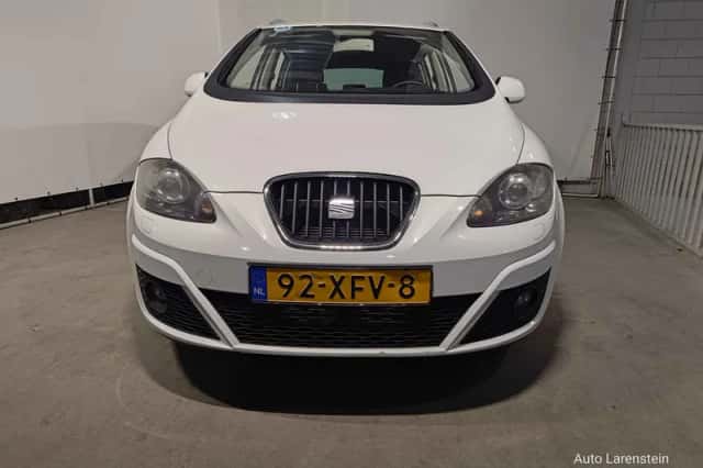 SEAT Altea XL (2012) thumbnail 2