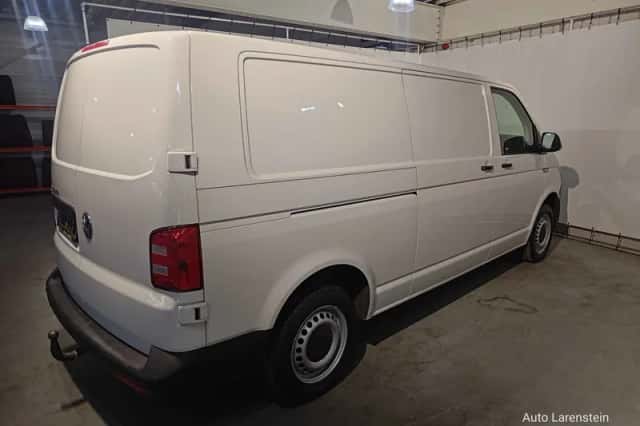 Volkswagen Transporter (2019) thumbnail 4
