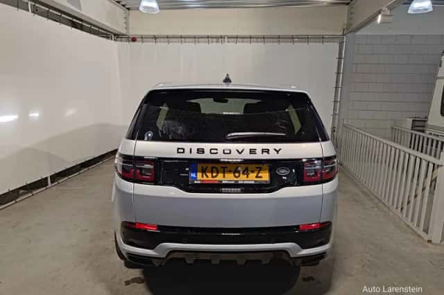 Land Rover Discovery Sport (2023) thumbnail 5