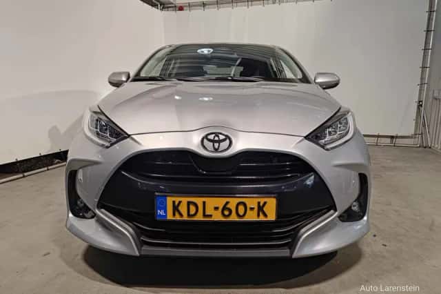 Toyota Yaris (2025) thumbnail 4