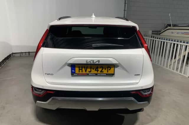 Kia Niro (2022) thumbnail 5