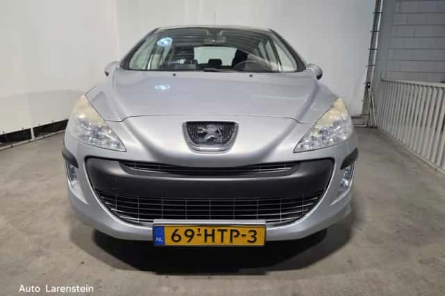 Peugeot 308 (2009) thumbnail 2