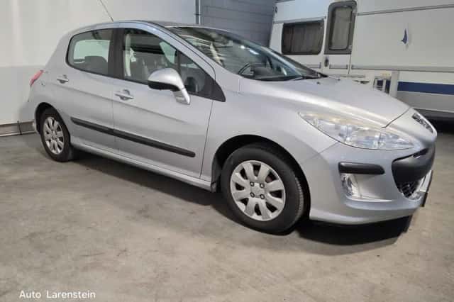 Peugeot 308 (2009) thumbnail 3