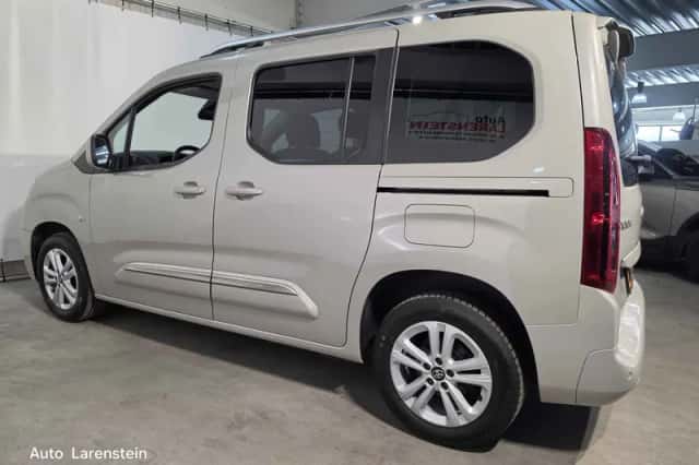 Toyota ProAce City Verso (2021) thumbnail 6