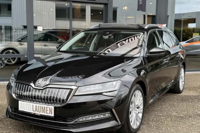 Škoda Superb (2021) thumbnail 6