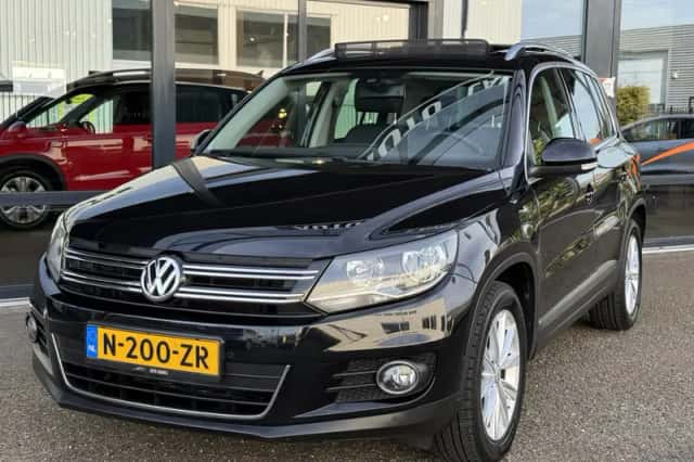 Volkswagen Tiguan (2016) thumbnail 6