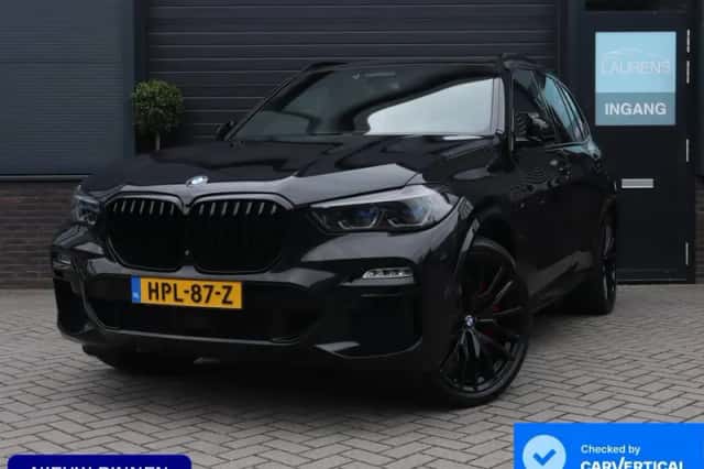 BMW X5 (2021) thumbnail 1